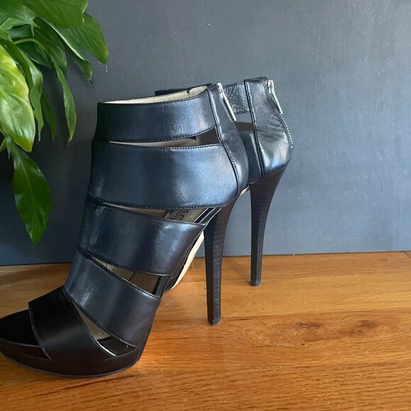 Michael Michael Kors Brena Black Leather Platform Heeled Booties Women’s 8.5M - Picture 4 of 12
